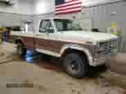 1986 Ford F-150 z VIN 1FTEF14N7GPB20380, wystawiony jako Copart lot #55316365 z przebiegiem 54 474 mil mil oraz Czysty tytuł • Clean title. Historia ofert i sprzedaży dostępna na DreamBid. Obrazek 4.