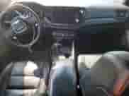 2021 Dodge Durango R/T z VIN 1C4SDHCT5MC608408, wystawiony jako Copart lot #80911745 z przebiegiem 106 014 mil mil oraz Szkoda całkowita • Salvage title. Historia ofert i sprzedaży dostępna na DreamBid. Obrazek 8.