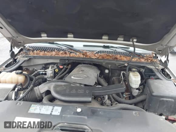 2004 Chevrolet Suburban LT с VIN 1GNEC16Z04J153140, выставлен на аукционе IAAI как лот 42945640 с пробегом 219 329 миль миль и . История ставок и продаж доступна на DreamBid. Изображение 10.