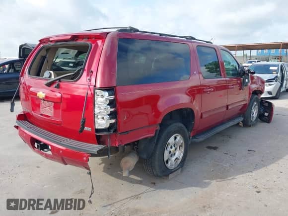 2012 Chevrolet Suburban LT с VIN 1GNSCJE09CR220565, выставлен на аукционе IAAI как лот 42399287 с пробегом 166 051 миль миль и . История ставок и продаж доступна на DreamBid. Изображение 4.