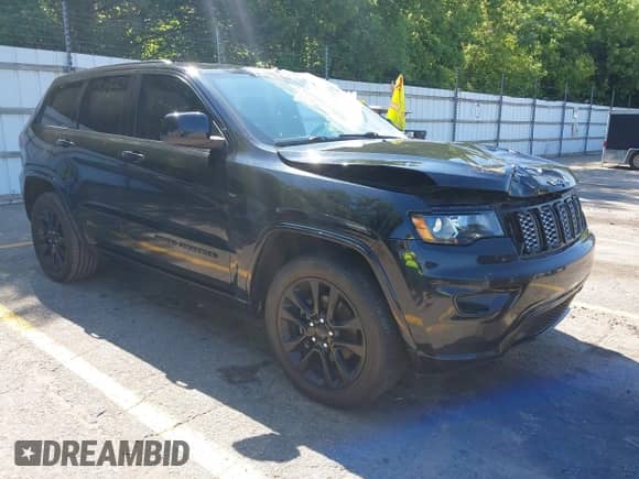 2019 Jeep Grand Cherokee Altitude with VIN 1C4RJFAGXKC694765, listed as a IAAI auction lot 42696524 with 90,576 mi miles and . Bid and sale history available at DreamBid. Image 1.