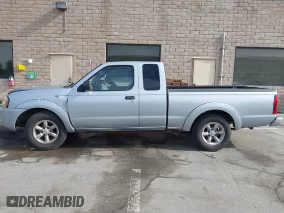 2003 Nissan Frontier XE z VIN 1N6DD26T63C436421, wystawiony jako IAAI lot #41551766 z przebiegiem 217 194 mil mil oraz . Historia ofert i sprzedaży dostępna na DreamBid. Obrazek 14.