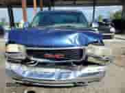 2001 GMC Sierra 1500 SLE with VIN 2GTEC19T111270232, listed as a Copart auction lot 81099035 with 88,404 mi miles and Salvage title. Bid and sale history available at DreamBid. Image 5.