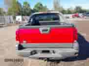 2002 Chevrolet Avalanche с VIN 3GNEC13T12G239801, выставлен на аукционе IAAI как лот 43421506 с пробегом 249 520 миль миль и . История ставок и продаж доступна на DreamBid. Изображение 17.