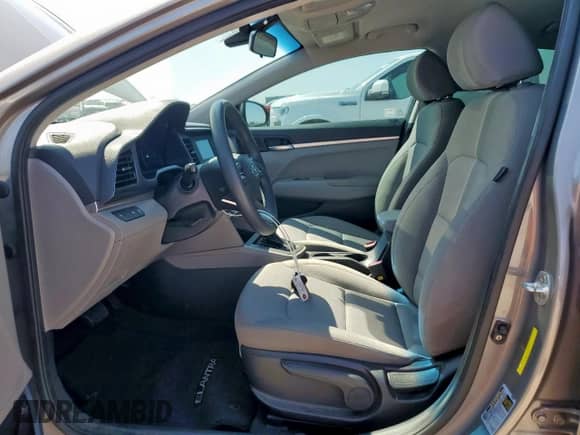 2020 Hyundai Elantra SE с VIN KMHD74LF3LU066068, выставлен на аукционе Copart как лот 80165465 с пробегом 132 323 миль миль и Списание • Salvage title. История ставок и продаж доступна на DreamBid. Изображение 7.