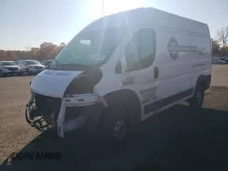 2019 Ram ProMaster Cargo z VIN 3C6TRVCG7KE539385, wystawiony jako Copart lot #76939384 z przebiegiem Nie podano mil oraz Szkoda całkowita • Salvage title. Historia ofert i sprzedaży dostępna na DreamBid. Obrazek 1.