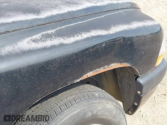 2001 Dodge Dakota with VIN 1B7FL26X71S151750, listed as a IAAI auction lot 43149690 with 90,835 mi miles and . Bid and sale history available at DreamBid. Image 21.