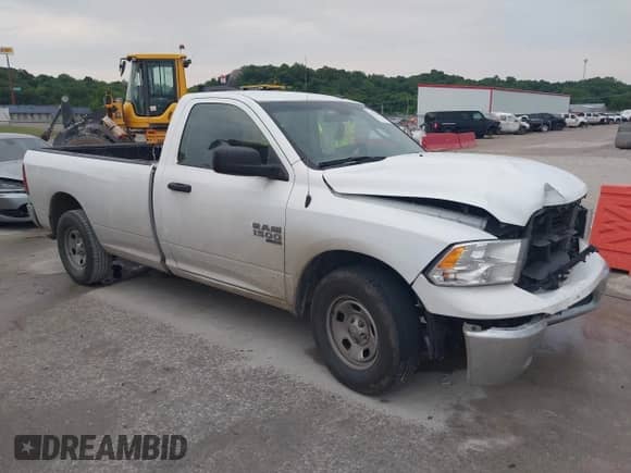 2023 Ram 1500 Tradesman с VIN 3C6JR6DG9PG630066, выставлен на аукционе IAAI как лот 42421648 с пробегом 38 829 миль миль и . История ставок и продаж доступна на DreamBid. Изображение 1.