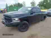 2014 Ram 1500 Express z VIN 1C6RR7FT5ES274384, wystawiony jako IAAI lot #42949313 z przebiegiem 179 200 mil mil oraz . Historia ofert i sprzedaży dostępna na DreamBid. Obrazek 2.