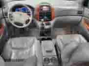 2010 Toyota Sienna XLE с VIN 5TDYK4CC1AS311946, выставлен на аукционе Copart как лот 86078525 с пробегом 193 862 миль миль и Списание • Salvage title. История ставок и продаж доступна на DreamBid. Изображение 8.