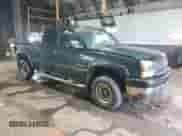 2004 Chevrolet Silverado 2500HD LS with VIN 1GCHK29U64E310855, listed as a Copart auction lot 66674555 with 274,717 mi miles and Salvage title. Bid and sale history available at DreamBid. Image 4.