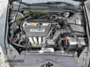 2006 Honda Accord EX-L z VIN 1HGCM56886A039998, wystawiony jako Copart lot #70776515 z przebiegiem 228 638 mil mil oraz Szkoda całkowita • Salvage title. Historia ofert i sprzedaży dostępna na DreamBid. Obrazek 11.