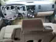 2008 Toyota Tundra с VIN 5TBRT541X8S458645, выставлен на аукционе Copart как лот 51955985 с пробегом Не указан миль и Чистый • Clean title. История ставок и продаж доступна на DreamBid. Изображение 8.