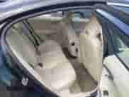 2015 Volvo S60 T5 Premier Plus с VIN YV1612TC1F1315511, выставлен на аукционе IAAI как лот 42817132 с пробегом 141 261 миль миль и . История ставок и продаж доступна на DreamBid. Изображение 8.