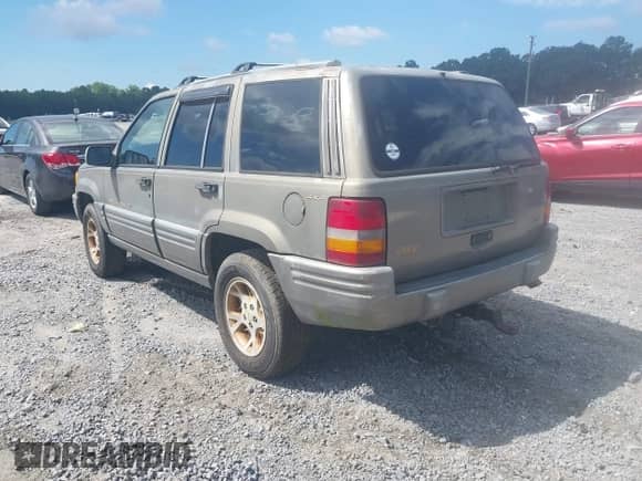 1996 Jeep Grand Cherokee Limited с VIN 1J4GZ78YXTC185873, выставлен на аукционе IAAI как лот 43039514 с пробегом 243 757 миль миль и . История ставок и продаж доступна на DreamBid. Изображение 3.