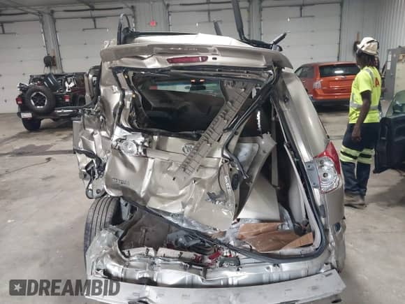 2009 Toyota Sienna XLE с VIN 5TDBK22C29S026860, выставлен на аукционе IAAI как лот 42995905 с пробегом 182 101 миль миль и . История ставок и продаж доступна на DreamBid. Изображение 17.