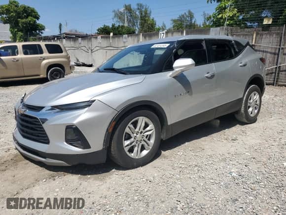 2021 Chevrolet Blazer LT с VIN 3GNKBBRA8MS576113, выставлен на аукционе Copart как лот 87314085 с пробегом 61 417 миль миль и На запчасти • Non repairable. История ставок и продаж доступна на DreamBid. Изображение 1.