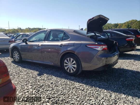 2019 Toyota Camry Hybrid LE z VIN 4T1B31HK9KU512469, wystawiony jako Copart lot #85112345 z przebiegiem 83 416 mil mil oraz Szkoda całkowita • Salvage title. Historia ofert i sprzedaży dostępna na DreamBid. Obrazek 2.