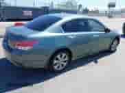 2008 Honda Accord EX z VIN 1HGCP36748A047344, wystawiony jako IAAI lot #42650583 z przebiegiem 239 912 mil mil oraz . Historia ofert i sprzedaży dostępna na DreamBid. Obrazek 4.