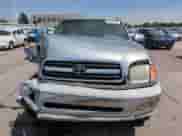 2002 Toyota Tundra SR5 z VIN 5TBRN34192S289613, wystawiony jako Copart lot #67568735 z przebiegiem 226 893 mil mil oraz Szkoda całkowita • Salvage title. Historia ofert i sprzedaży dostępna na DreamBid. Obrazek 5.