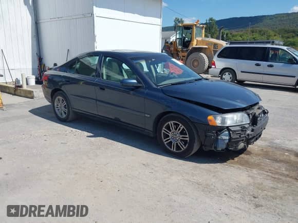 2006 Volvo S60 2.5L Turbo с VIN YV1RS592962540019, выставлен на аукционе IAAI как лот 43203084 с пробегом 176 771 миль миль и . История ставок и продаж доступна на DreamBid. Изображение 1.