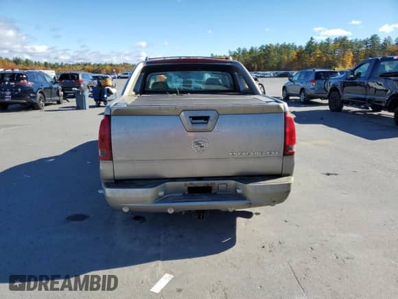 2002 Cadillac Escalade EXT with VIN 3GYEK63N22G271158, listed as a Copart auction lot 87257585 with Not provided miles and Clean title. Bid and sale history available at DreamBid. Image 6.
