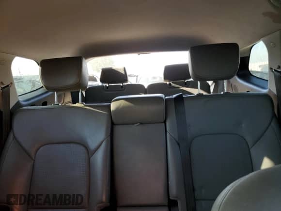 2013 Hyundai Santa Fe GLS с VIN KM8SNDHFXDU012113, выставлен на аукционе Copart как лот 70748085 с пробегом 108 333 миль миль и Списание • Salvage title. История ставок и продаж доступна на DreamBid. Изображение 10.