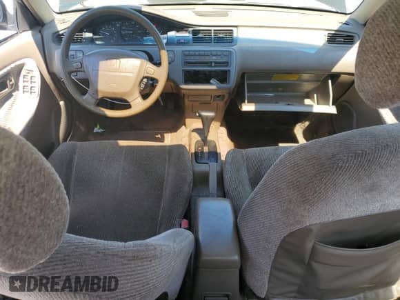 1992 Honda Civic с VIN JHMEH9698NS013436, выставлен на аукционе Copart как лот 69823675 с пробегом 283 443 миль миль и Списание • Salvage title. История ставок и продаж доступна на DreamBid. Изображение 8.