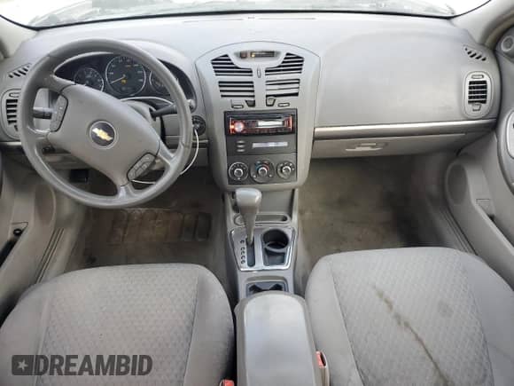 2007 Chevrolet Malibu 1LT z VIN 1G1ZT58F77F115330, wystawiony jako Copart lot #85707425 z przebiegiem 171 502 mil mil oraz Szkoda całkowita • Salvage title. Historia ofert i sprzedaży dostępna na DreamBid. Obrazek 8.