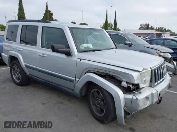 2008 Jeep Commander Sport с VIN 1J8HG48N98C155848, выставлен на аукционе IAAI как лот 42638687 с пробегом 187 943 миль миль и . История ставок и продаж доступна на DreamBid. Изображение 1.