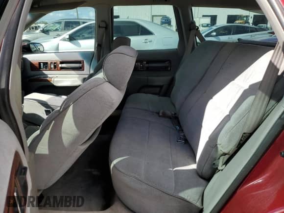 1994 Chevrolet Caprice с VIN 1G1BL82P4RR191450, выставлен на аукционе Copart как лот 85510214 с пробегом 170 403 миль миль и Списание • Salvage title. История ставок и продаж доступна на DreamBid. Изображение 11.