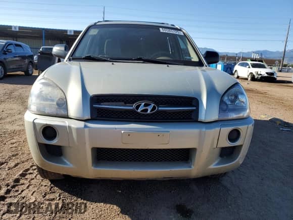 2008 Hyundai Tucson GLS с VIN KM8JM12B28U893978, выставлен на аукционе Copart как лот 80585725 с пробегом 215 638 миль миль и Списание • Salvage title. История ставок и продаж доступна на DreamBid. Изображение 5.
