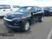 2022 Chevrolet TrailBlazer LS z VIN KL79MMS20NB103915, wystawiony jako IAAI lot #42041476 z przebiegiem 42 706 mil mil oraz . Historia ofert i sprzedaży dostępna na DreamBid. Obrazek 2.