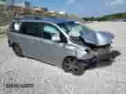 2017 Toyota Sienna SE with VIN 5TDXZ3DC5HS774036, listed as a Copart auction lot 71817995 with 171,281 mi miles and Non repairable. Bid and sale history available at DreamBid. Image 4.