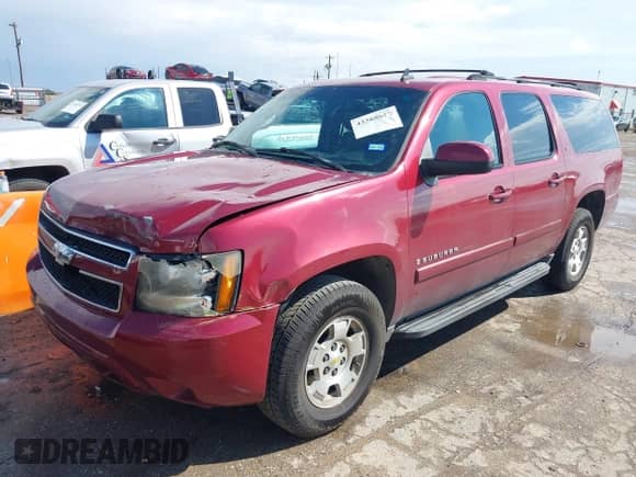 2007 Chevrolet Suburban LT с VIN 3GNFC16097G165329, выставлен на аукционе IAAI как лот 43388657 с пробегом Не указан миль и . История ставок и продаж доступна на DreamBid. Изображение 2.