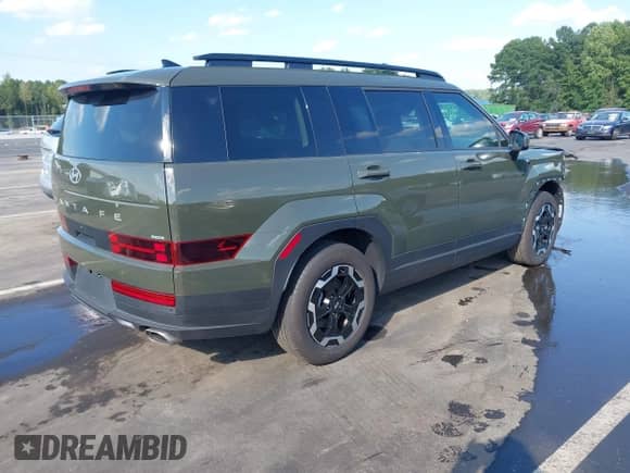 2024 Hyundai Santa Fe SEL with VIN 5NMP2DGLXRH039899, listed as a IAAI auction lot 43136273 with 17,528 mi miles and . Bid and sale history available at DreamBid. Image 4.