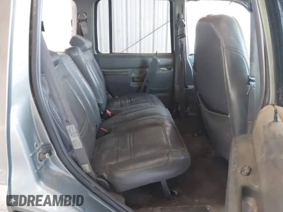 1999 Ford Explorer XLT z VIN 1FMDU35P1XZA29246, wystawiony jako IAAI lot #42395274 z przebiegiem Nie podano mil oraz . Historia ofert i sprzedaży dostępna na DreamBid. Obrazek 8.