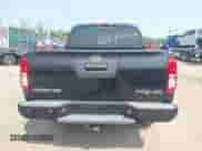 2016 Nissan Frontier S z VIN 1N6AD0EV1GN772479, wystawiony jako IAAI lot #42413050 z przebiegiem 53 760 mil mil oraz . Historia ofert i sprzedaży dostępna na DreamBid. Obrazek 16.