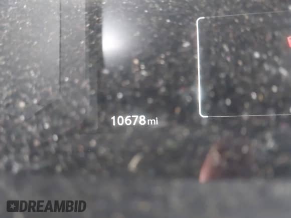 2024 Toyota Tacoma SR with VIN 3TYJDAHN7RT010103, listed as a IAAI auction lot 43009091 with 10,678 mi miles and . Bid and sale history available at DreamBid. Image 15.