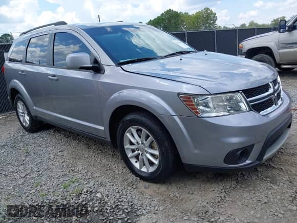 2016 Dodge Journey SXT with VIN 3C4PDCBG3GT246939, listed as a IAAI auction lot 43157045 with 205,793 mi miles and . Bid and sale history available at DreamBid. Image 1.