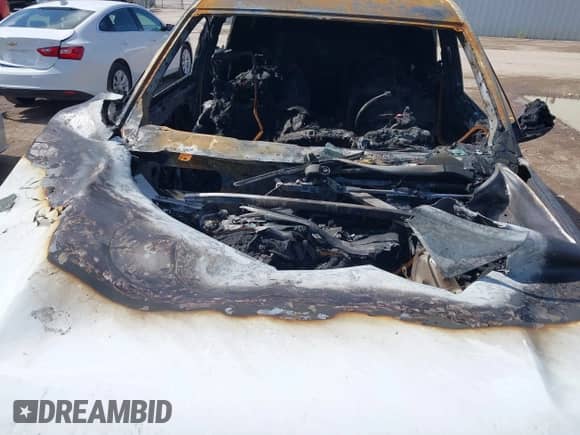 2022 Jeep Grand Cherokee Altitude с VIN 1C4RJKAG4N8617583, выставлен на аукционе IAAI как лот 42367120 с пробегом Не указан миль и . История ставок и продаж доступна на DreamBid. Изображение 10.