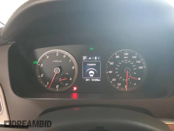 2017 Hyundai Sonata Sport с VIN 5NPE34AB0HH526731, выставлен на аукционе Copart как лот 57255815 с пробегом 101 256 миль миль и Списание • Salvage title. История ставок и продаж доступна на DreamBid. Изображение 9.