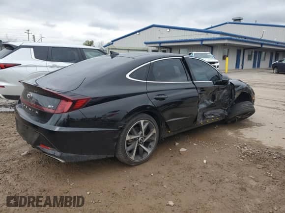 2022 Hyundai Sonata SEL Plus с VIN KMHL44J25NA235094, выставлен на аукционе Copart как лот 81451155 с пробегом 15 850 миль миль и Списание • Salvage title. История ставок и продаж доступна на DreamBid. Изображение 3.