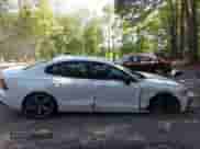 2024 Volvo S60 Core Dark Theme z VIN 7JRL12TK3RG318591, wystawiony jako IAAI lot #42562364 z przebiegiem 17 170 mil mil oraz . Historia ofert i sprzedaży dostępna na DreamBid. Obrazek 13.