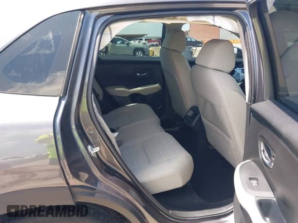 2024 Honda HR-V LX с VIN 3CZRZ1H33RM739725, выставлен на аукционе IAAI как лот 42440597 с пробегом 16 323 миль миль и . История ставок и продаж доступна на DreamBid. Изображение 8.