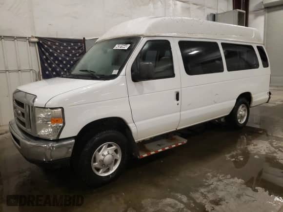 2008 Ford Econoline Cargo Commercial с VIN 1FTNS24W98DB59808, выставлен на аукционе Copart как лот 84301644 с пробегом 99 537 миль миль и Чистый • Clean title. История ставок и продаж доступна на DreamBid. Изображение 1.