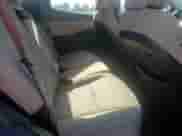 2017 Hyundai Santa Fe 2.4L z VIN 5XYZT3LB0HG468815, wystawiony jako Copart lot #85317385 z przebiegiem 127 275 mil mil oraz Czysty tytuł • Clean title. Historia ofert i sprzedaży dostępna na DreamBid. Obrazek 11.