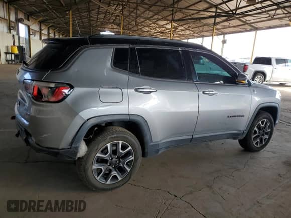 2019 Jeep Compass Trailhawk с VIN 3C4NJDDB1KT780246, выставлен на аукционе Copart как лот 80697185 с пробегом 110 803 миль миль и Списание • Salvage title. История ставок и продаж доступна на DreamBid. Изображение 3.