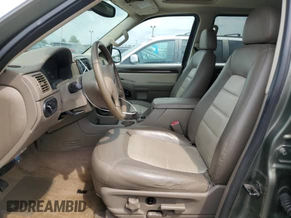 2004 Ford Explorer Eddie Bauer с VIN 1FMZU74W64UB73566, выставлен на аукционе Copart как лот 66825105 с пробегом 121 258 миль миль и Списание • Salvage title. История ставок и продаж доступна на DreamBid. Изображение 7.