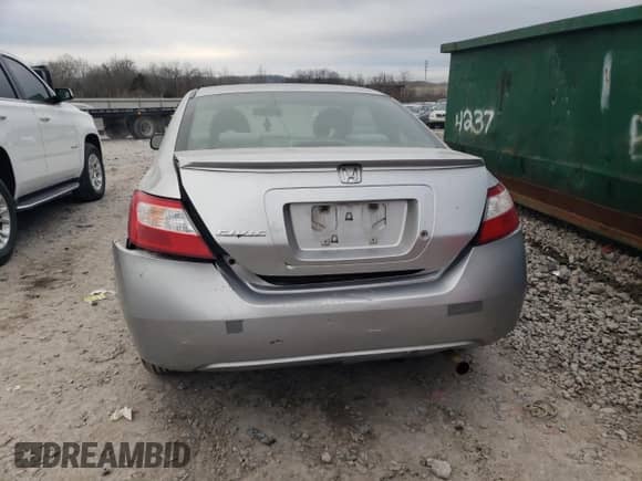 2008 Honda Civic с VIN 2HGFG12378H000721, выставлен на аукционе Copart как лот 43376525 с пробегом 253 280 миль миль и Списание • Salvage title. История ставок и продаж доступна на DreamBid. Изображение 6.